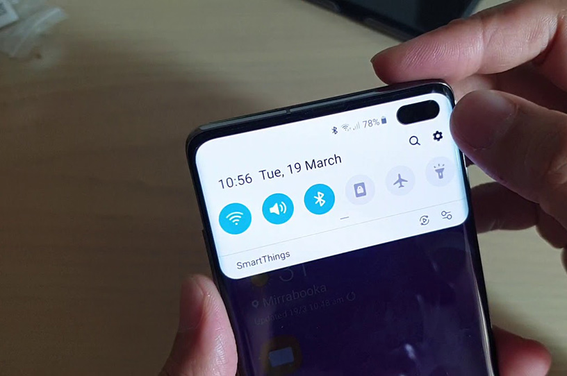 Enable airplane mode on an Android phone